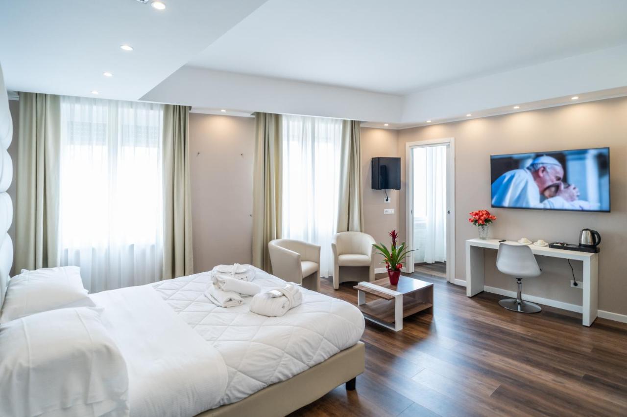 Hotel Globo Suite-Correnti Hotels サンレモ エクステリア 写真