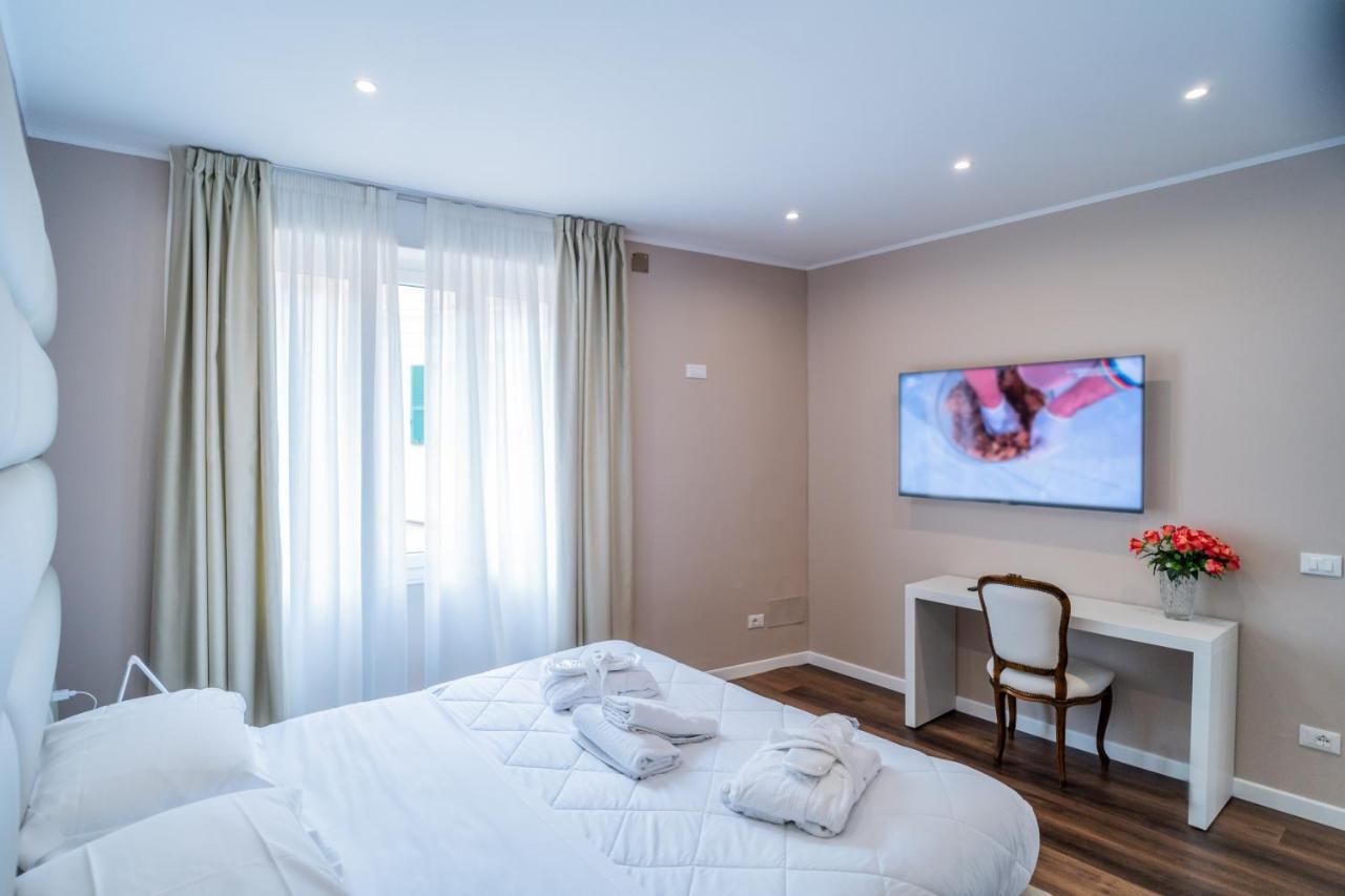 Hotel Globo Suite-Correnti Hotels サンレモ エクステリア 写真