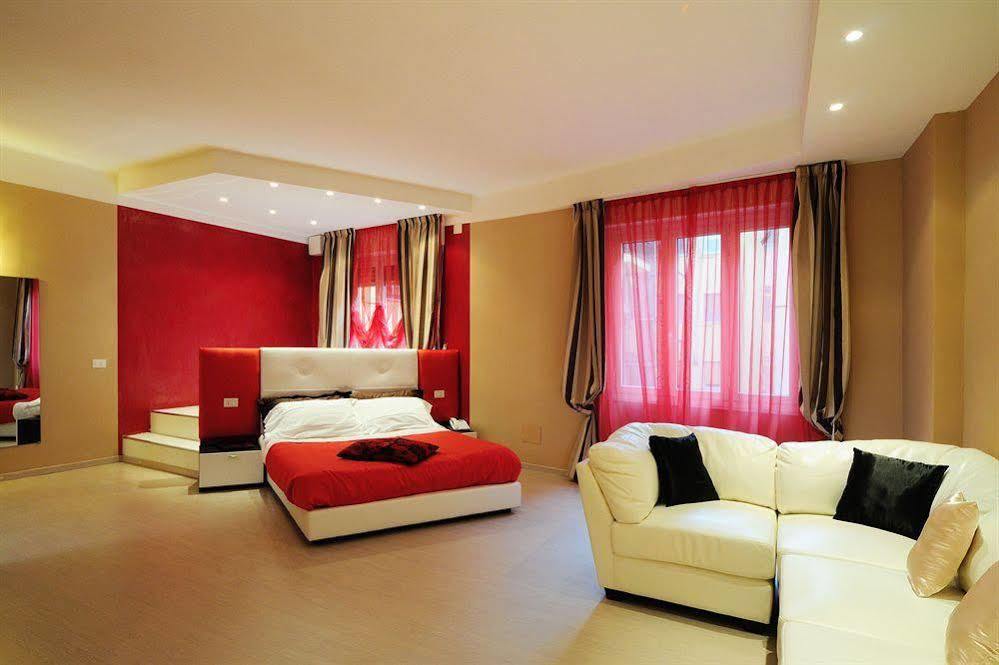 Hotel Globo Suite-Correnti Hotels サンレモ エクステリア 写真